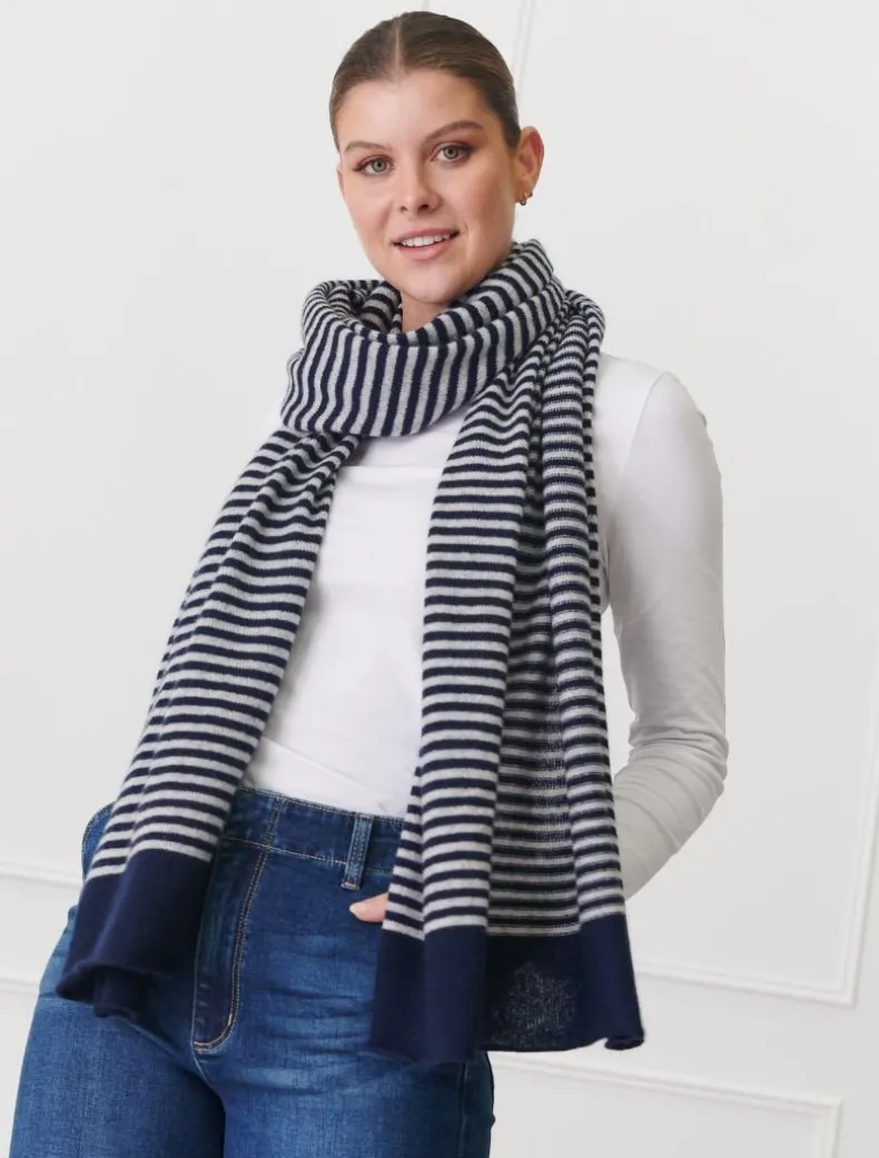 Joseph Cashmere Scarf Navy grey