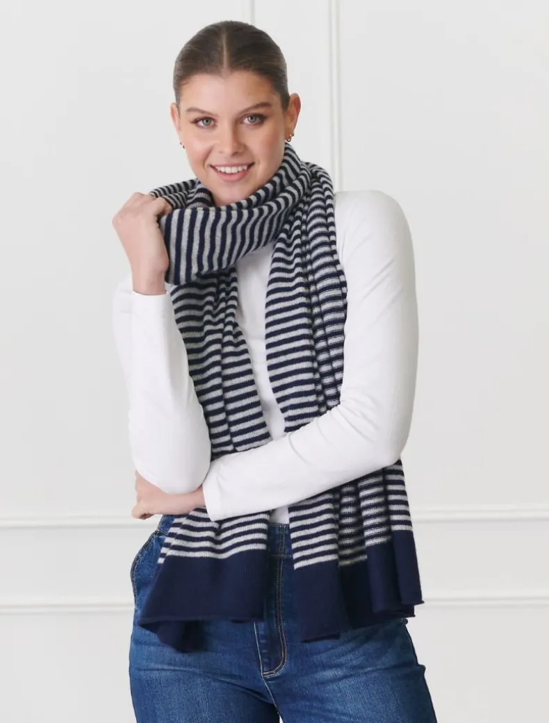 Joseph Cashmere Scarf Navy grey