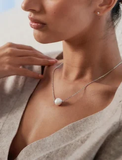 Lucienne Freshwater Pearl on Chain 925 Rhodium