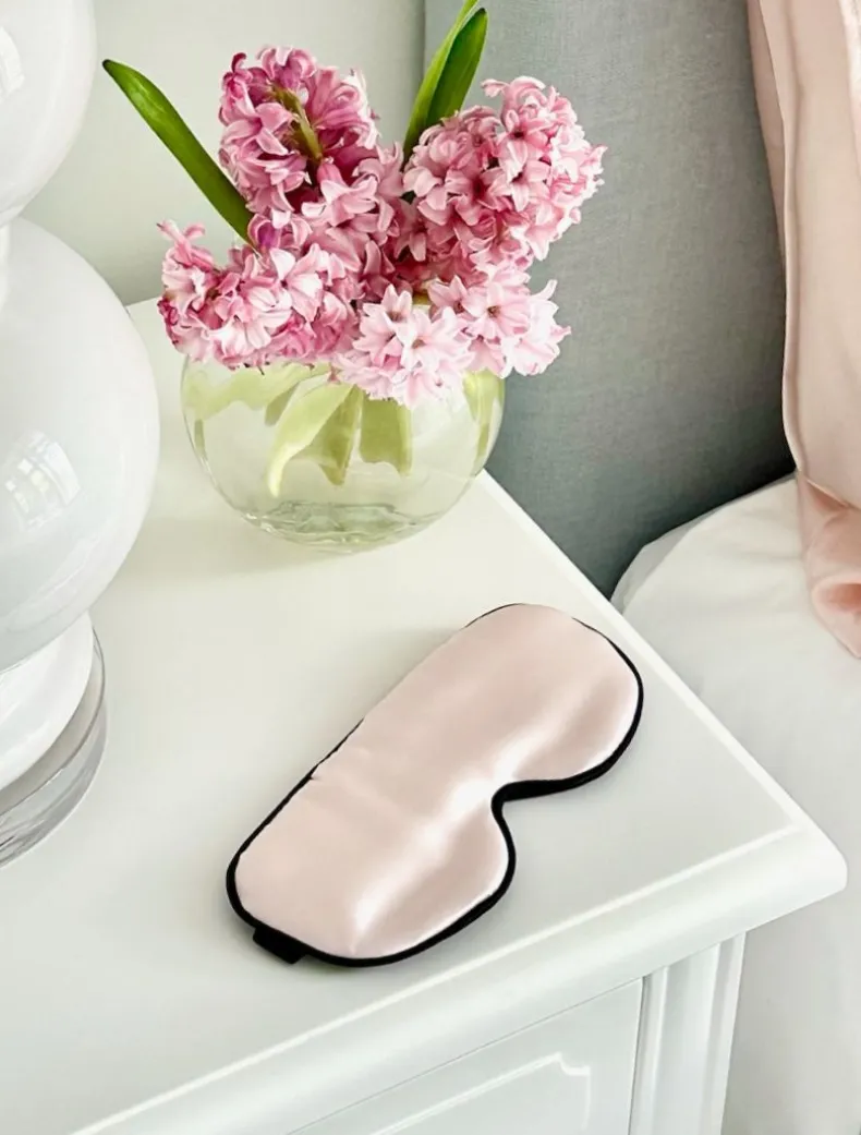 Silk Eye Mask Pink